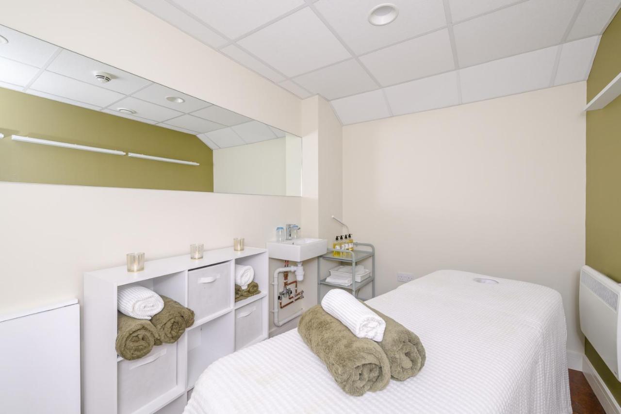 5 Putsborough - Luxury Apartment At Byron Woolacombe, Only 4 Minute Walk To Woolacombe Beach! 외부 사진